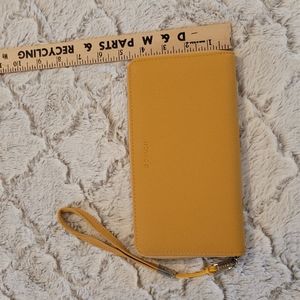 New Never Used Zip Wallet/Wristlet